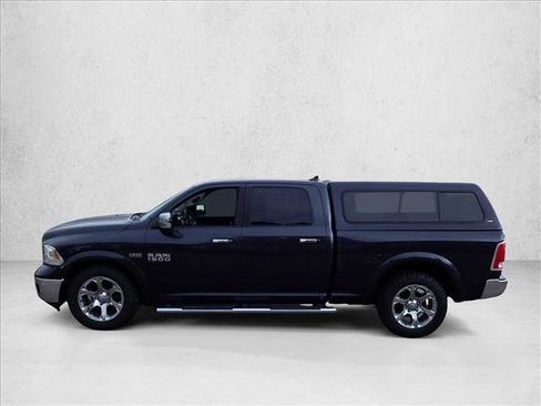 Used 2017 RAM 1500 Laramie w/ Convenience Group AWD/4WD image 12