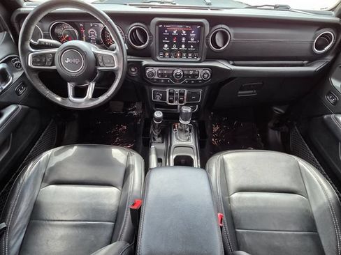 Used 2020 Jeep Gladiator Overland AWD/4WD image 10