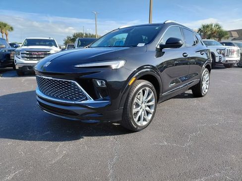Used 2024 Buick Encore GX Avenir w/ Avenir Technology Package AWD/4WD image 7