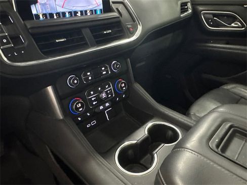 Used 2021 Chevrolet Tahoe Z71 w/ Z71 Signature Package image 19