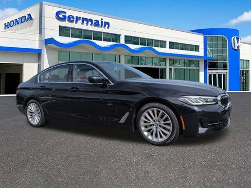 Used 2023 BMW 530i xDrive w/ Convenience Package AWD/4WD image 3