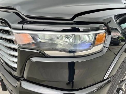 New 2026 RAM 1500 Laramie AWD/4WD image 13