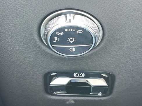 New 2026 Mercedes-Benz GLC 300 4MATIC image 33