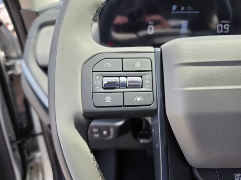 New 2027 Kia Seltos EX FWD image 32