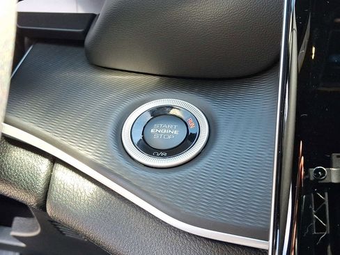 New 2025 Jeep Grand Cherokee Altitude image 15