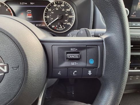 Used 2024 Nissan Rogue SV image 13