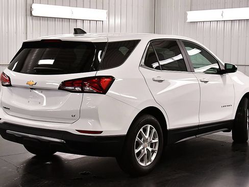 Used 2024 Chevrolet Equinox LT FWD image 7