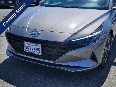 Certified 2023 Hyundai Elantra SEL FWD image 10
