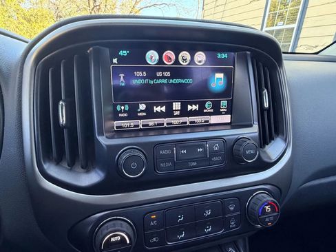 Used 2016 Chevrolet Colorado Z71 image 12