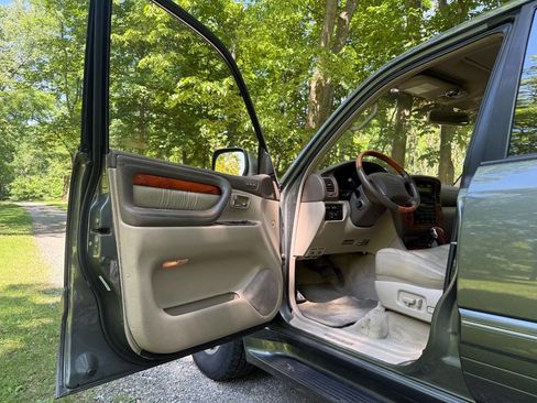 Used 2000 Lexus LX 470 4WD image 18