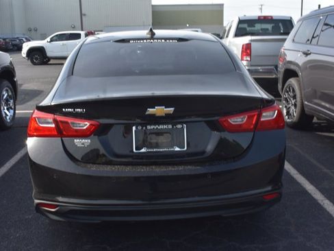 Used 2022 Chevrolet Malibu LS image 5