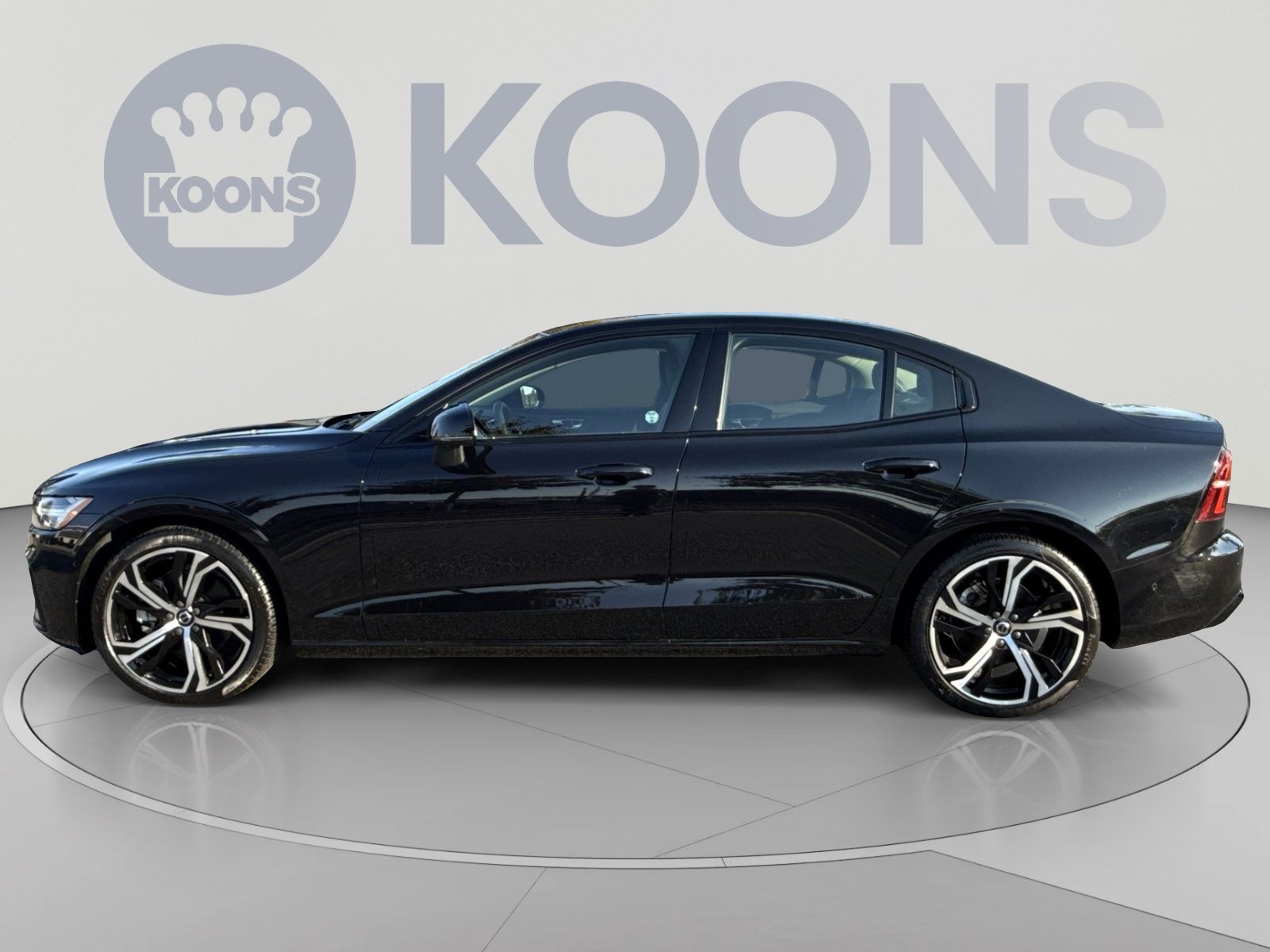 Used 2024 Volvo S60 B5 Plus w/ Climate Package AWD/4WD image 2