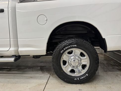 Used 2018 RAM 2500 Tradesman w/ Chrome Appearance Group image 6