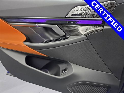 Used 2026 BMW M5 Touring image 25