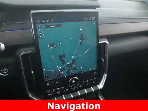 Used 2025 GMC Acadia Denali w/ Super Cruise Package image 5