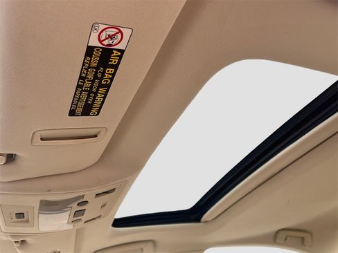 Used 2015 Lexus ES 350 image 21