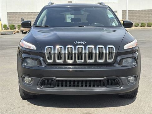 Used 2017 Jeep Cherokee Latitude image 14