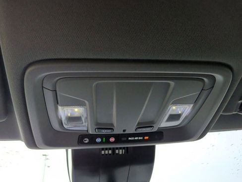 Used 2024 Chevrolet Silverado 1500 Custom image 20