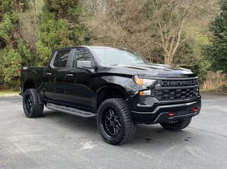 New 2026 Chevrolet Silverado 1500 Custom Trail Boss w/ LPO, Dark Essentials Package video 2