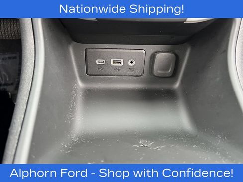 Used 2024 GMC Terrain SLE AWD/4WD image 21
