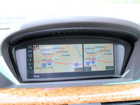 Used 2005 BMW 645Ci Convertible image 26