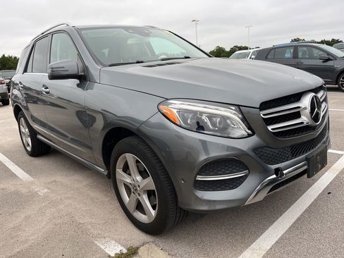 Used 2018 Mercedes-Benz GLE 350 4MATIC image 2