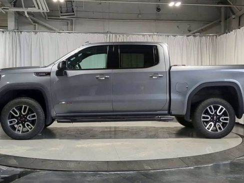 Used 2020 GMC Sierra 1500 AT4 w/ AT4 Premium Package AWD/4WD image 6