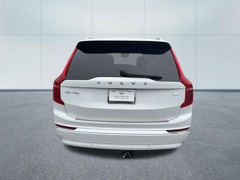 Used 2023 Volvo XC90 T8 Ultimate AWD/4WD image 8