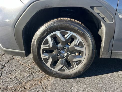 Used 2025 Subaru Forester Premium image 10