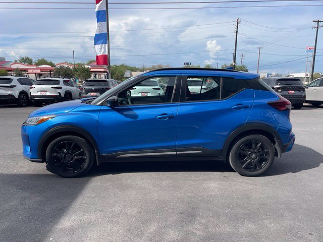 Used 2023 Nissan Kicks SR FWD image 4