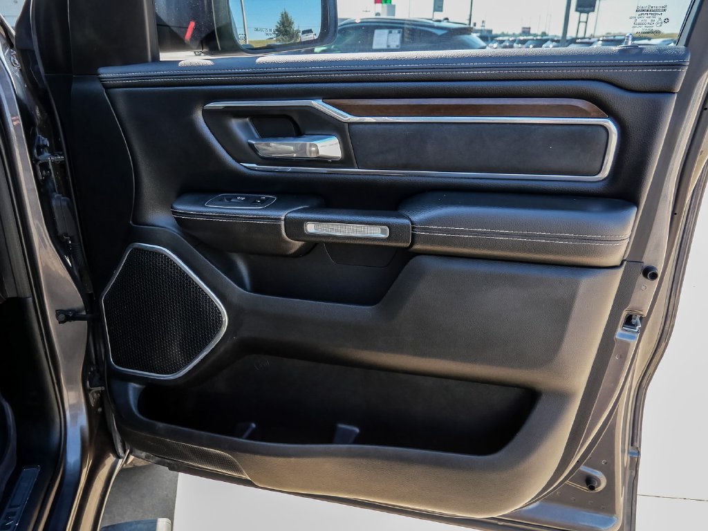 Used 2021 RAM 1500 Laramie RWD image 19