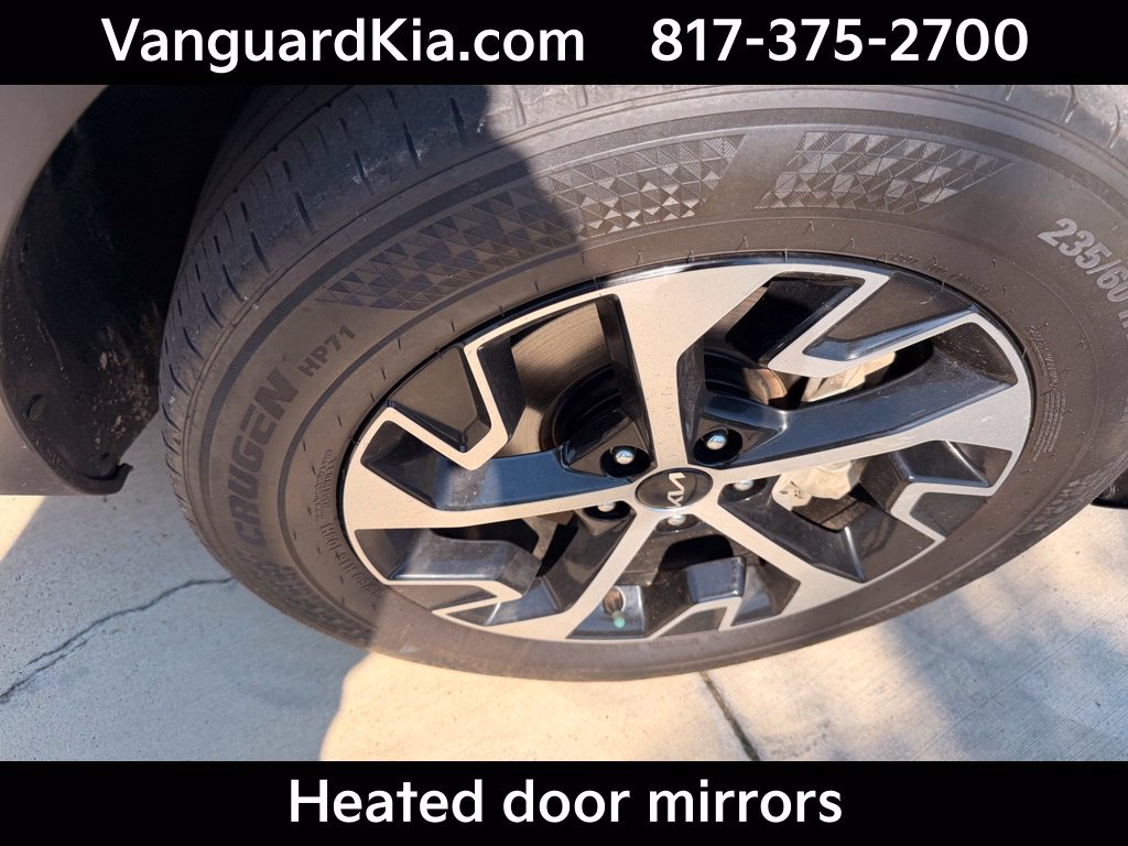 Certified 2025 Kia Sportage EX AWD/4WD image 11