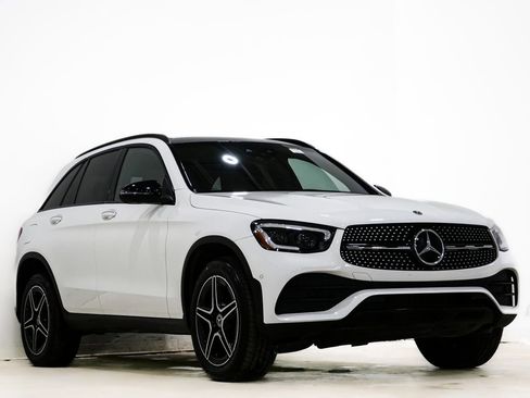 Used 2022 Mercedes-Benz GLC 300 4MATIC w/ AMG Line image 1