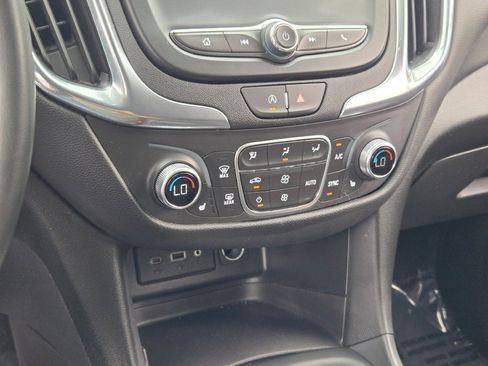 Certified 2024 Chevrolet Equinox LT FWD image 27
