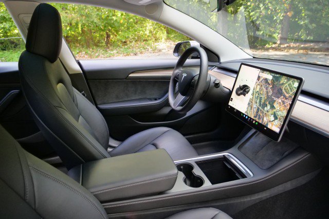 Used 2023 Tesla Model 3 Long Range AWD/4WD image 33