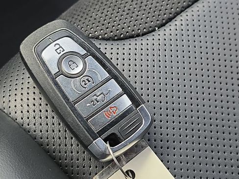 Used 2024 Ford F150 Raptor AWD/4WD image 25