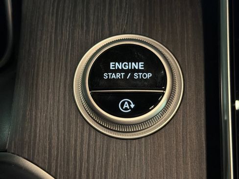 New 2026 Mercedes-Benz GLC 300 image 21