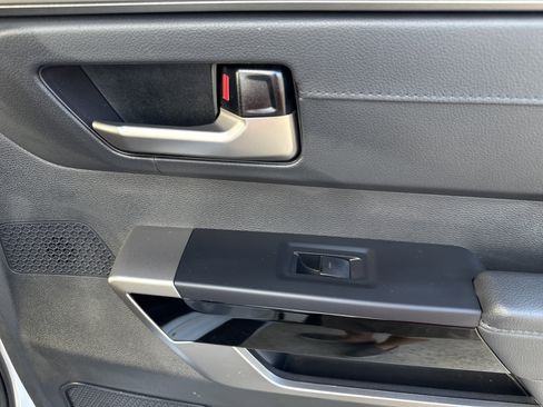 Used 2024 Toyota Tundra Limited image 44