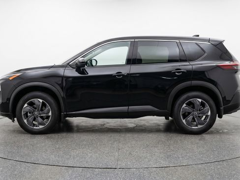 Used 2025 Nissan Rogue SV FWD image 5