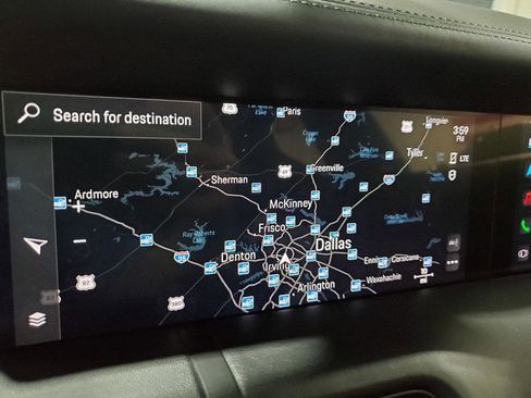 Used 2022 Porsche Taycan GTS image 38