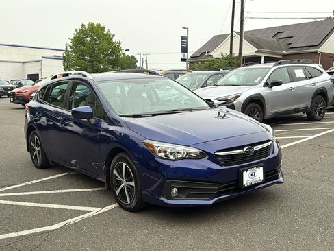 Certified 2022 Subaru Impreza 2.0i Premium AWD/4WD image 3