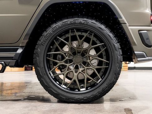 Used 2025 Mercedes-Benz G 63 AMG 4MATIC image 26