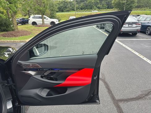 New 2027 BMW M5 AWD/4WD image 40