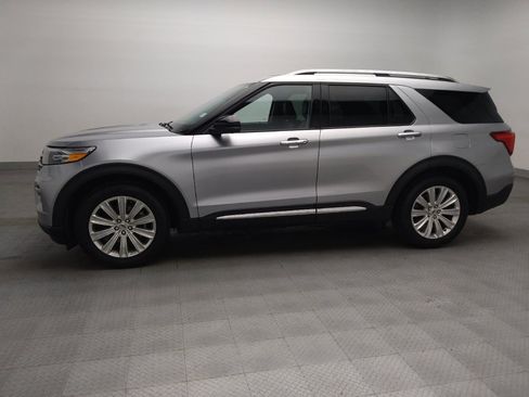 Used 2021 Ford Explorer Limited w/ Equipment Group 301A RWD image 2