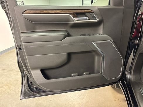 Used 2022 GMC Sierra 1500 Elevation image 21