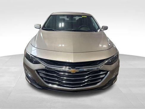 Used 2025 Chevrolet Malibu LT FWD image 9