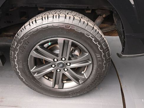 Used 2021 Ford F150 Lariat w/ Equipment Group 502A High AWD/4WD image 19