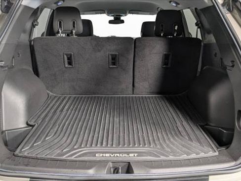 Used 2021 Chevrolet Blazer LT FWD image 17