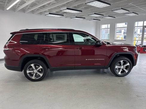 New 2026 Jeep Grand Cherokee L Limited AWD/4WD image 12