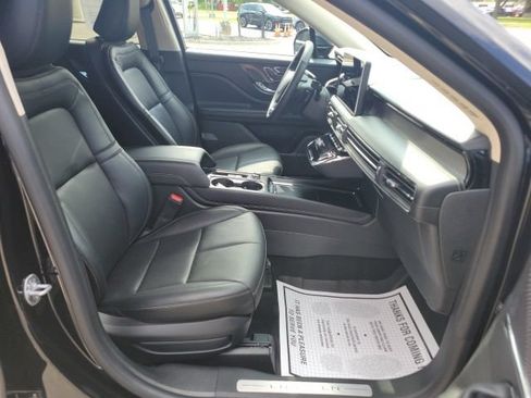 Certified 2024 Lincoln Corsair AWD w/ Equipment Group 101A image 27